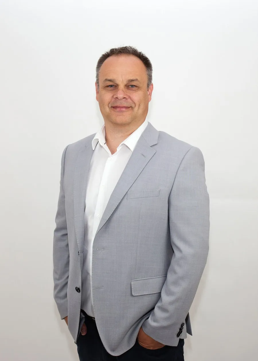 Portrét – Petr Bauer