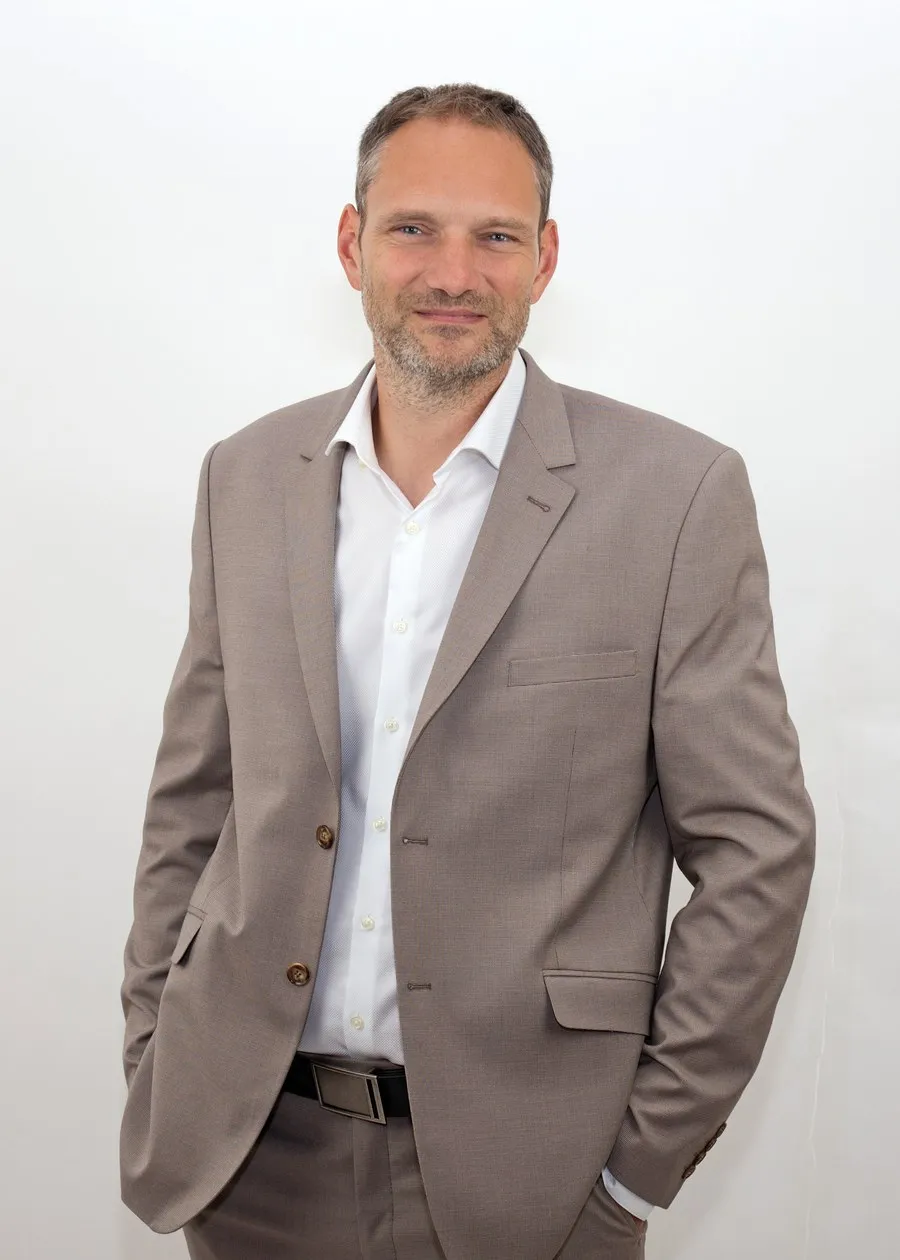 Portrét – Ing. Bc. Tomáš Cimbálník